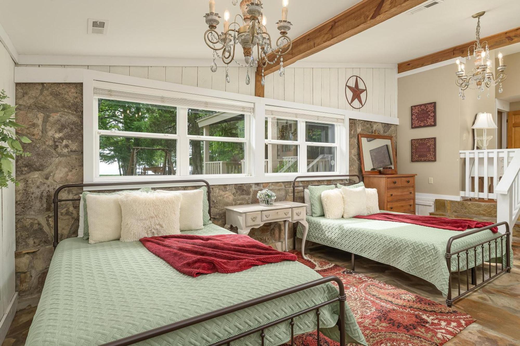 Cragsmere Manor Views 24 Guests Mentone Esterno foto